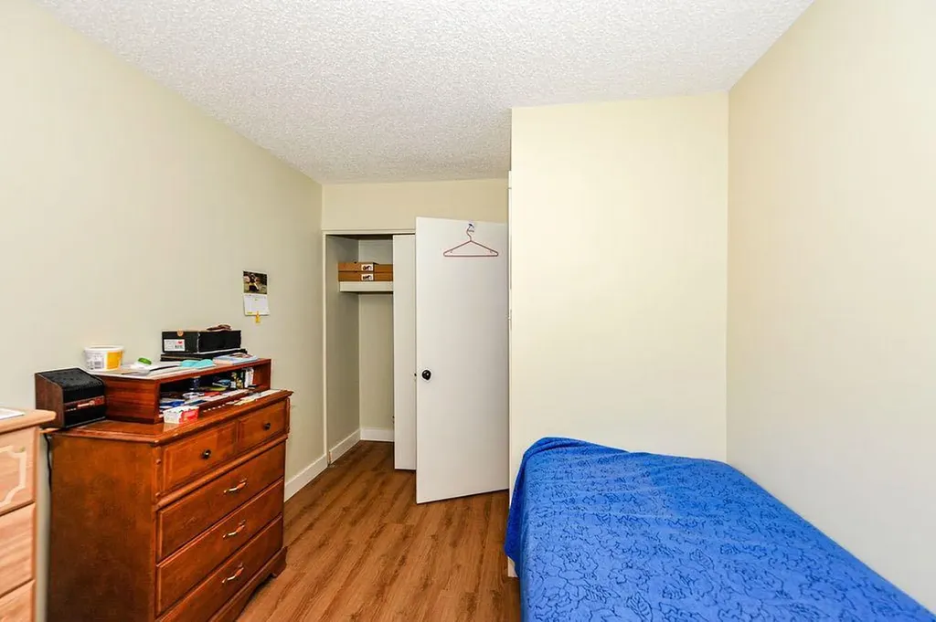 4310A 65 Street Camrose AB T4V 2J5