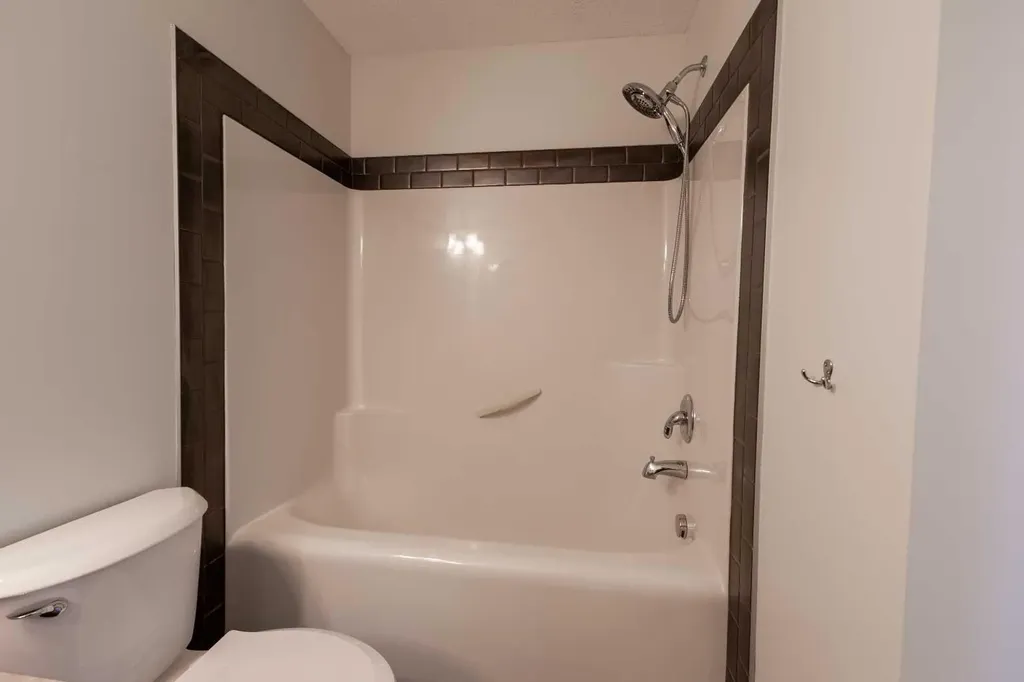 5605 Henwood Street SW Calgary AB T3E 7R1