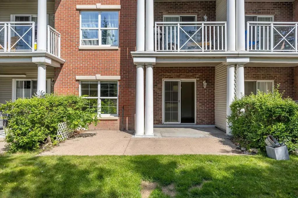 5605 Henwood Street SW Calgary AB T3E 7R1