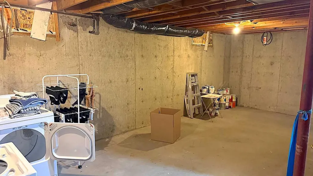 3014, 3016 25 Avenue SW Calgary AB T2E 0K4