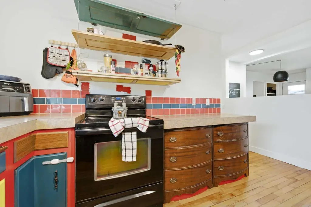4159 Doverbrook Road SE Calgary AB T2B 1X4