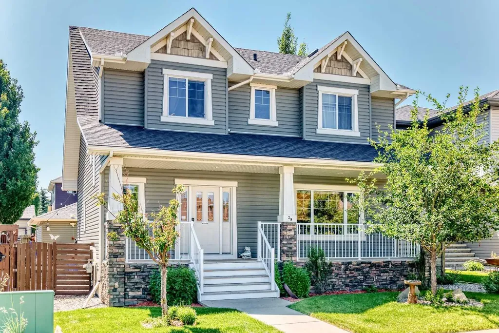 29 Westridge Crescent Okotoks AB T1S 0G7