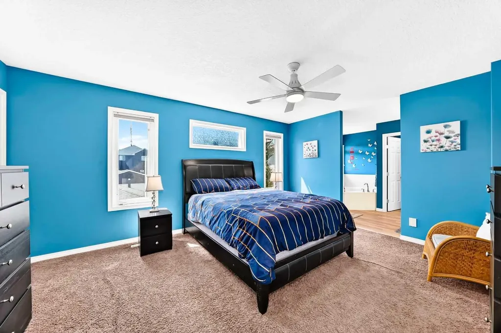 29 Westridge Crescent Okotoks AB T1S 0G7