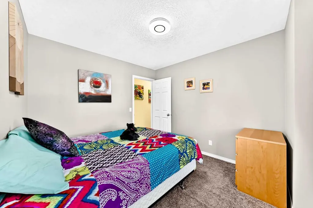 29 Westridge Crescent Okotoks AB T1S 0G7
