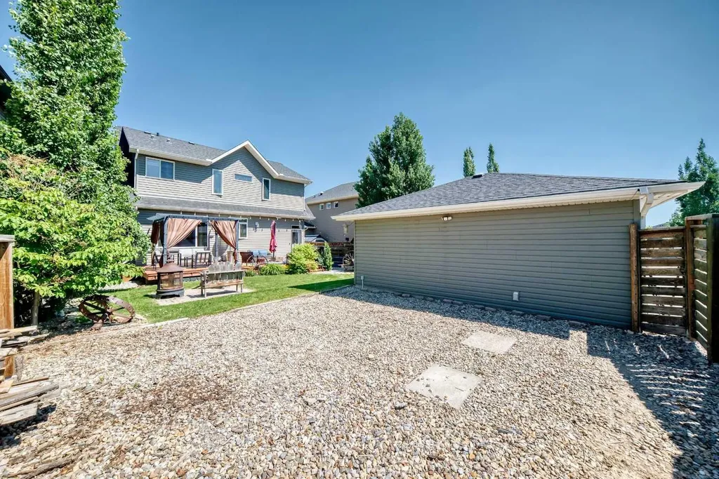 29 Westridge Crescent Okotoks AB T1S 0G7