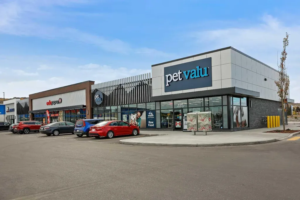 7622 34 Avenue NW Calgary AB T3B 1N6