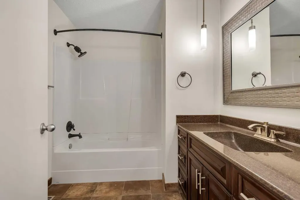 3415 Benton Drive NW Calgary AB T2L1W7