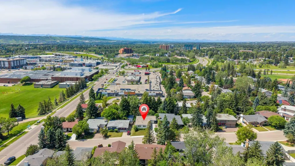 3415 Benton Drive NW Calgary AB T2L1W7