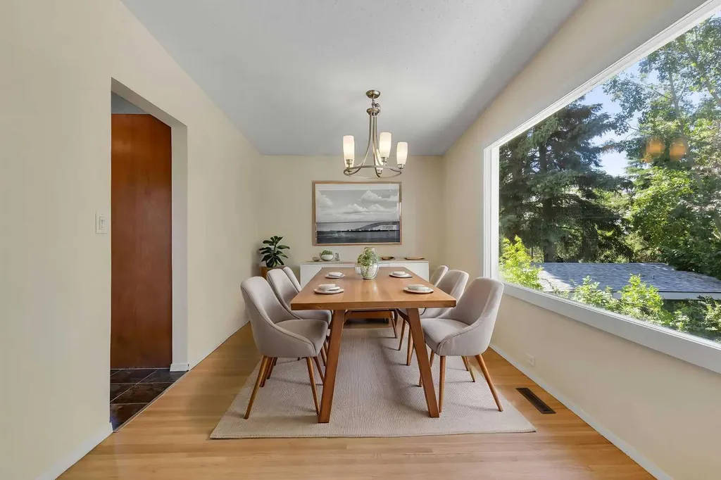 3415 Benton Drive NW Calgary AB T2L1W7