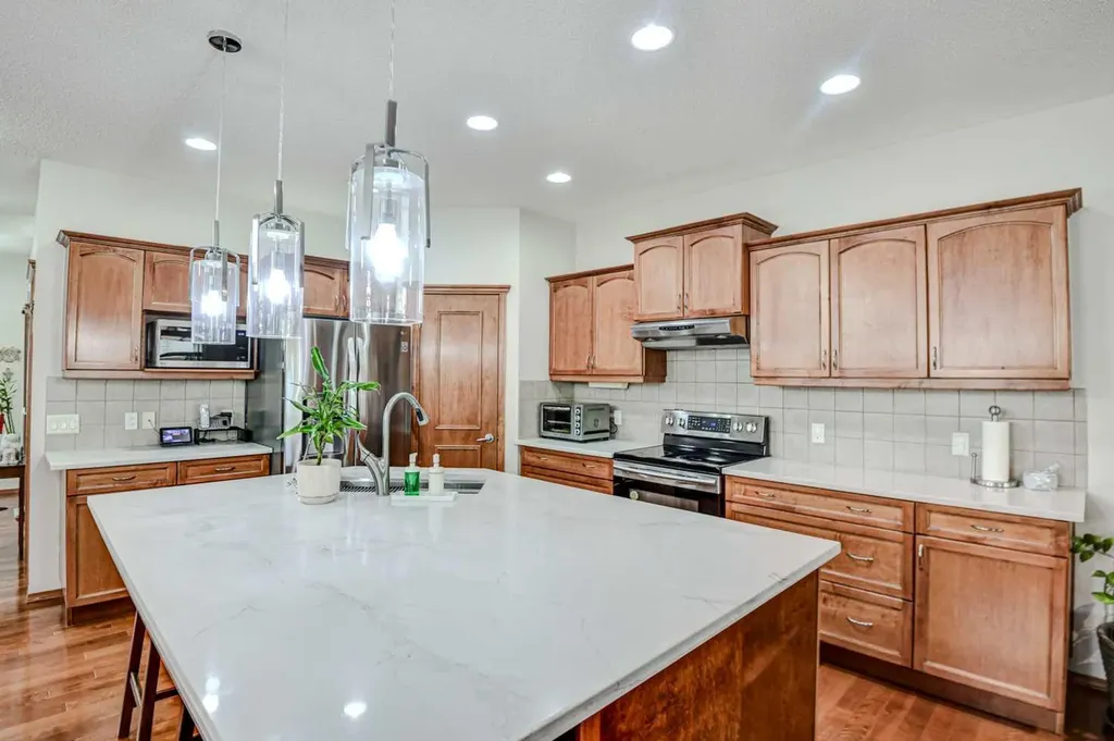 225 Chapala Drive SE Calgary AB T2X 3T5