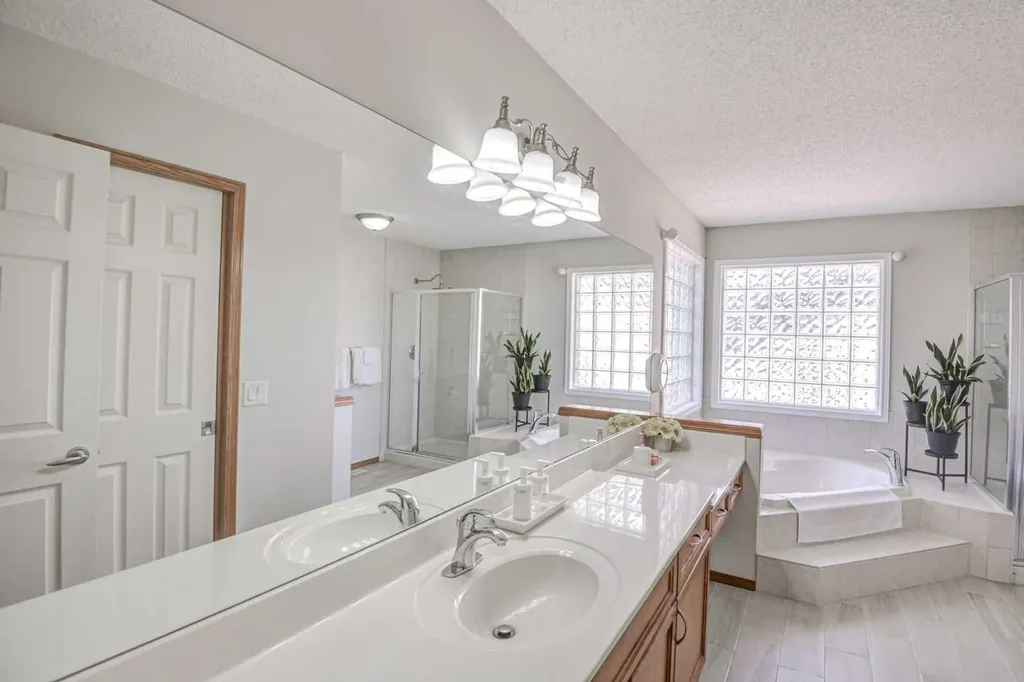225 Chapala Drive SE Calgary AB T2X 3T5