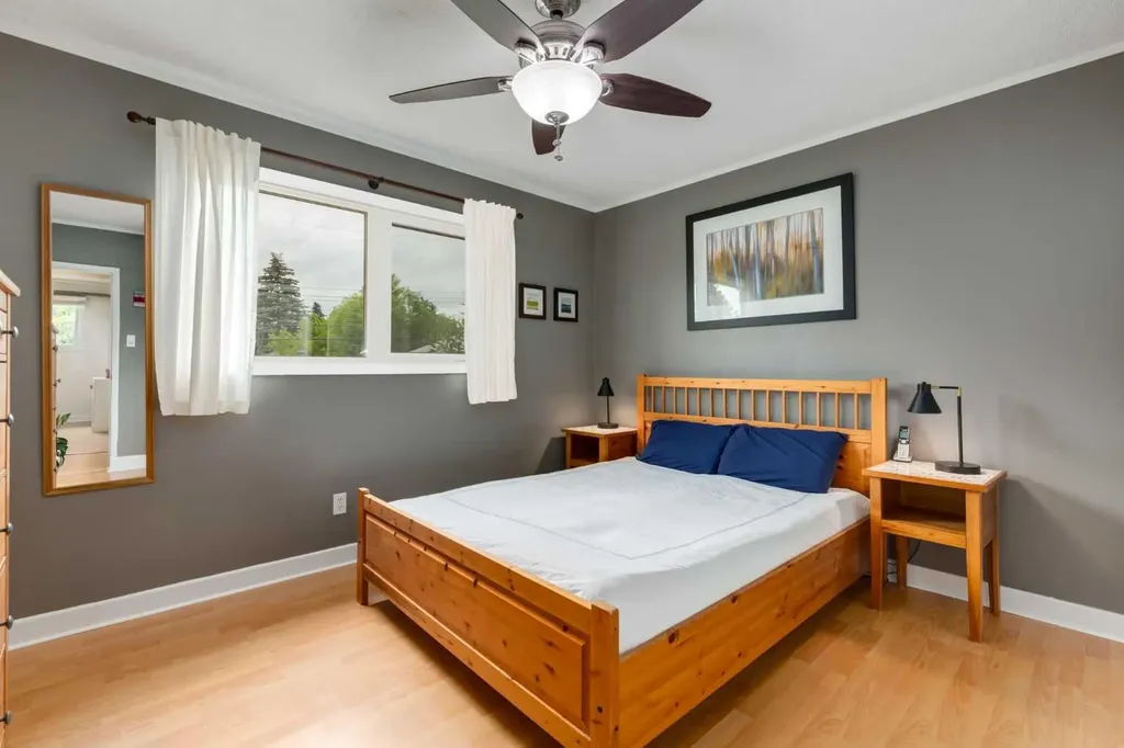 4903 Carney Road NW Calgary AB T2L 1E6