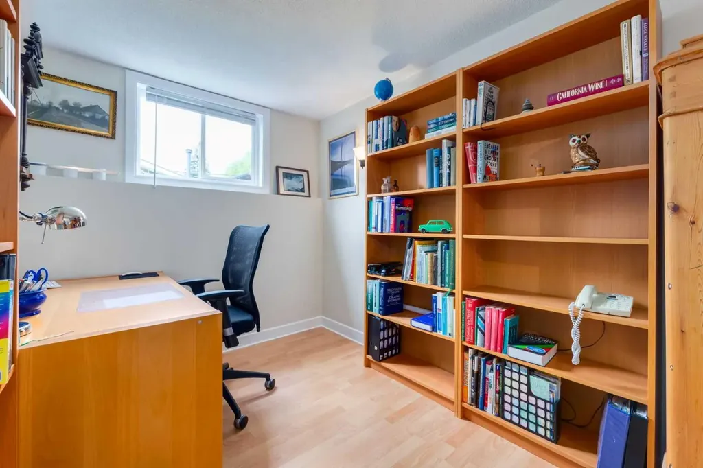 4903 Carney Road NW Calgary AB T2L 1E6
