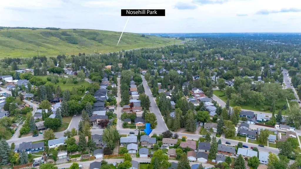 4903 Carney Road NW Calgary AB T2L 1E6