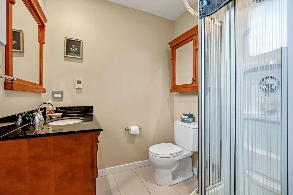 1348 Norfolk Drive NW Calgary AB T2K 5P6