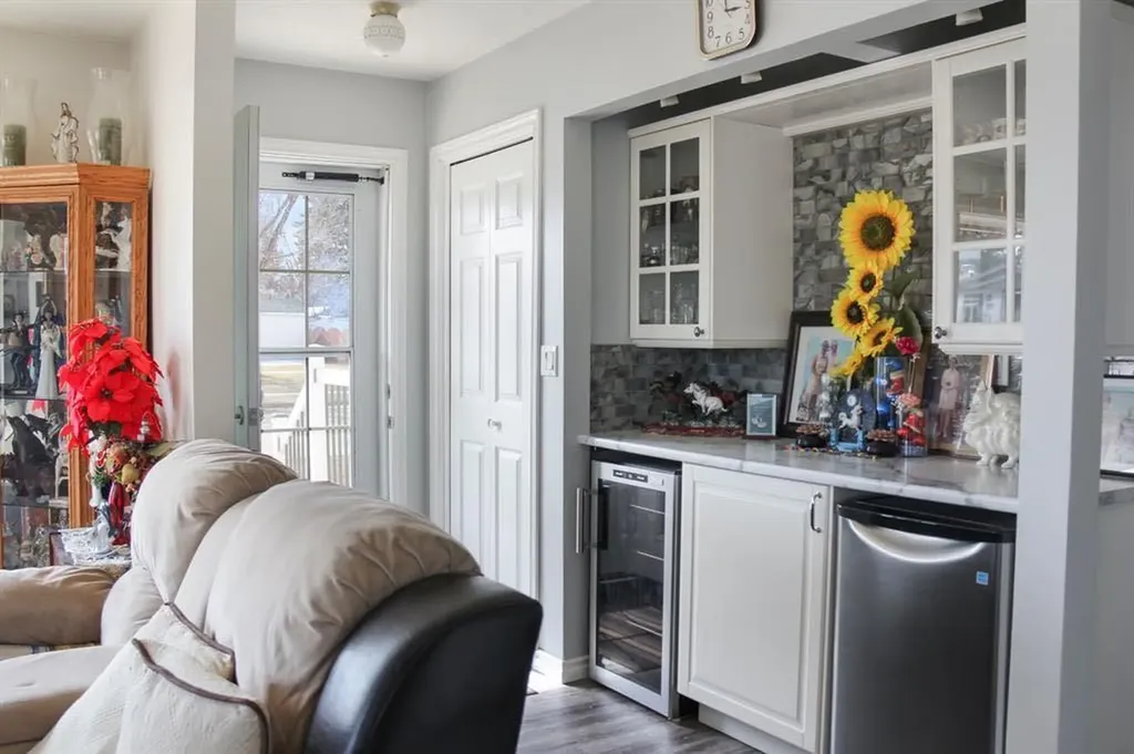 4801 48 Avenue Forestburg AB T0B 1N0