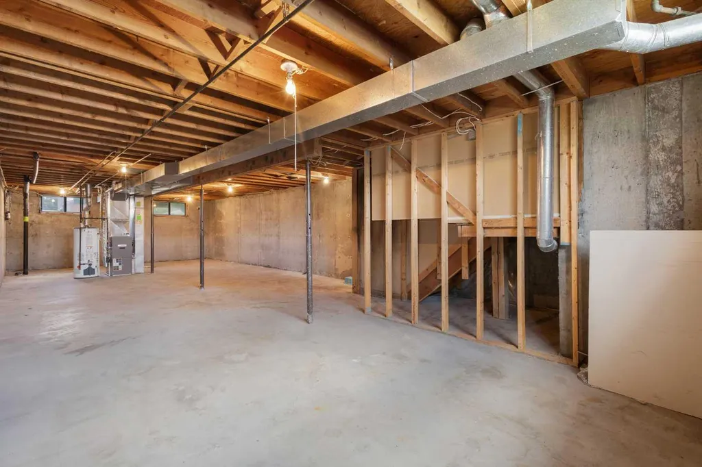 317 Templemont Place NE Calgary AB T1Y 5A7