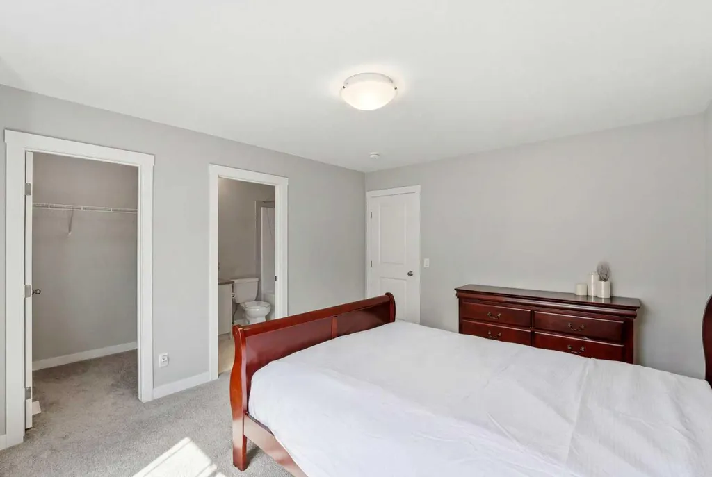 89 Auburn Meadows Street SE Calgary AB T3M 2S1