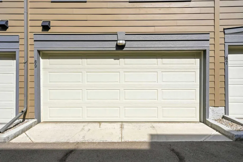 89 Auburn Meadows Street SE Calgary AB T3M 2S1