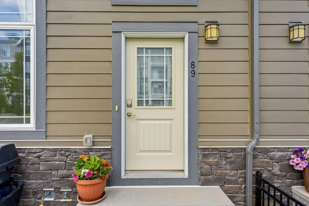 89 Auburn Meadows Street SE Calgary AB T3M 2S1
