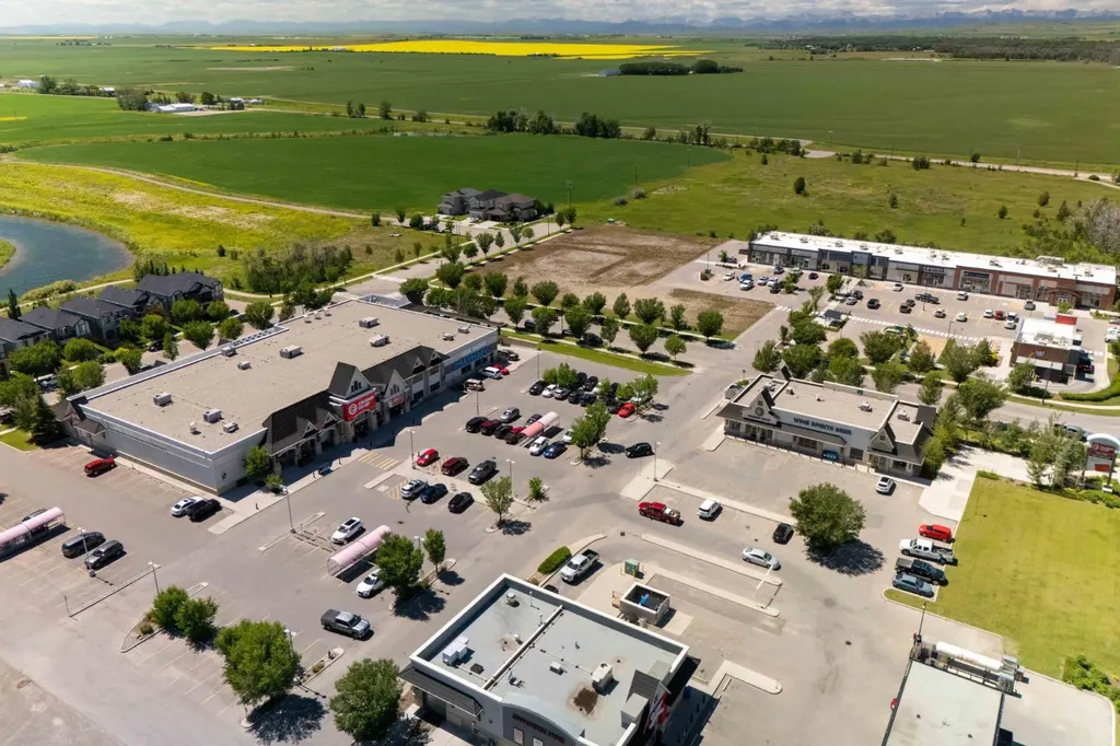 1407 3 Street SE High River AB T1V 0J9
