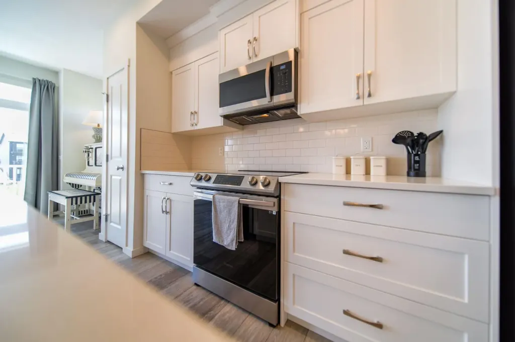 1407 3 Street SE High River AB T1V 0J9