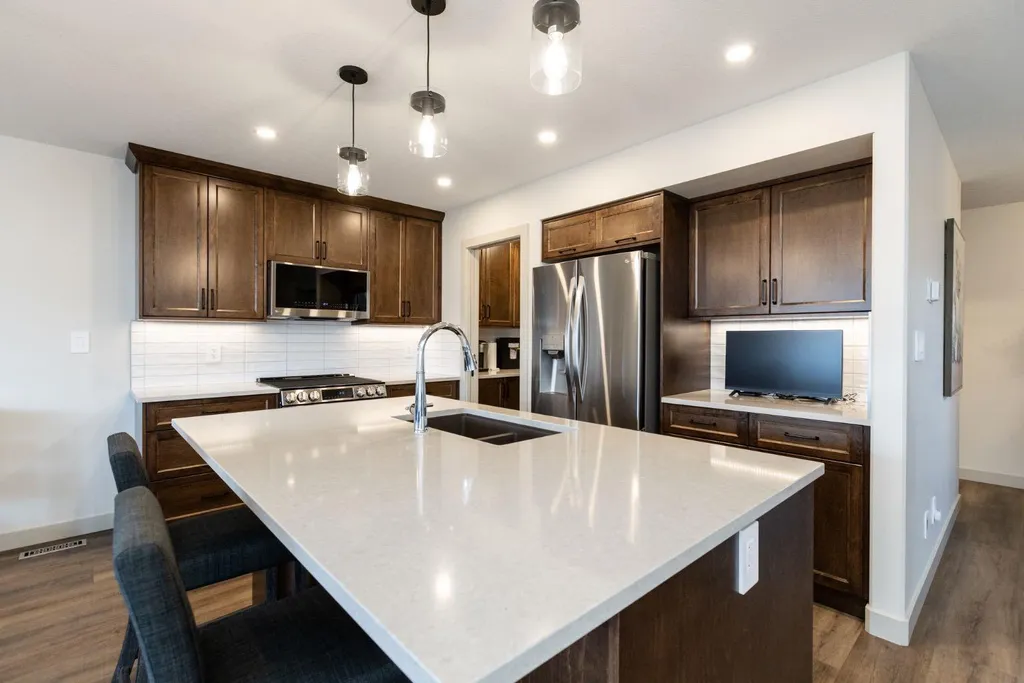 22 Napoleon Meadow Way Innisfail AB T4G 0N6
