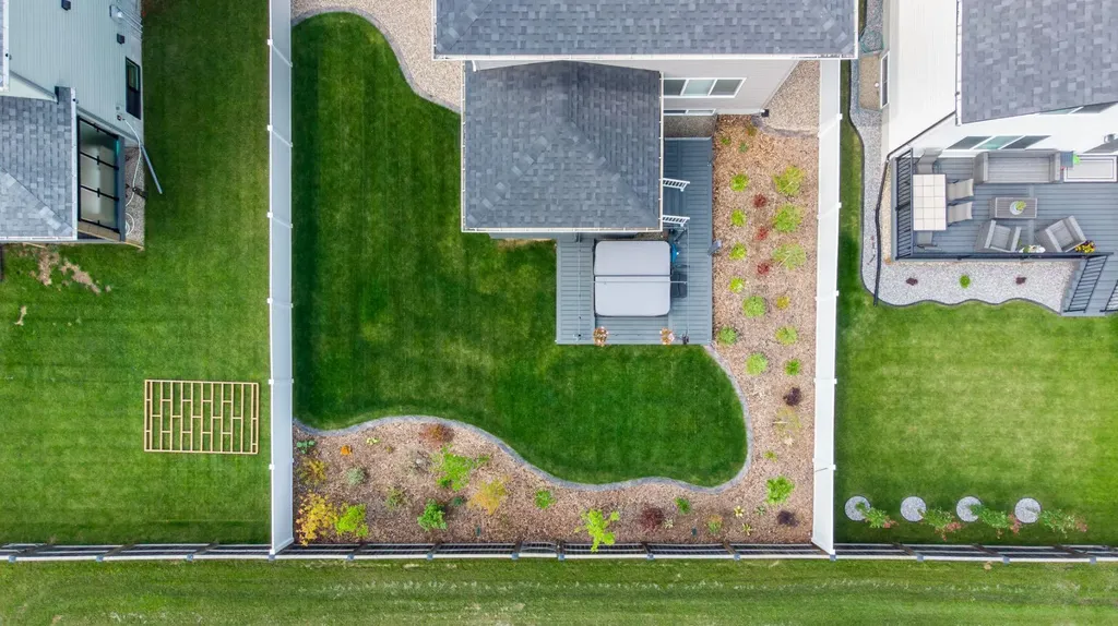 22 Napoleon Meadow Way Innisfail AB T4G 0N6