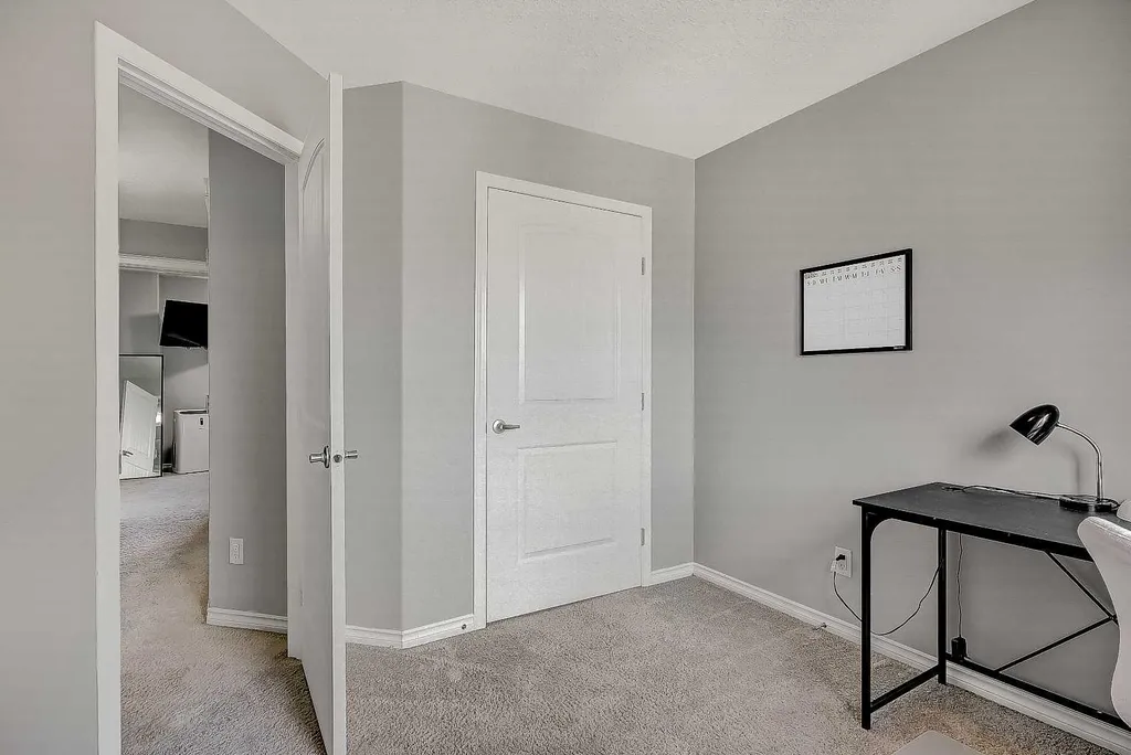 9105 91 Street Grande Prairie AB T8X 0E6