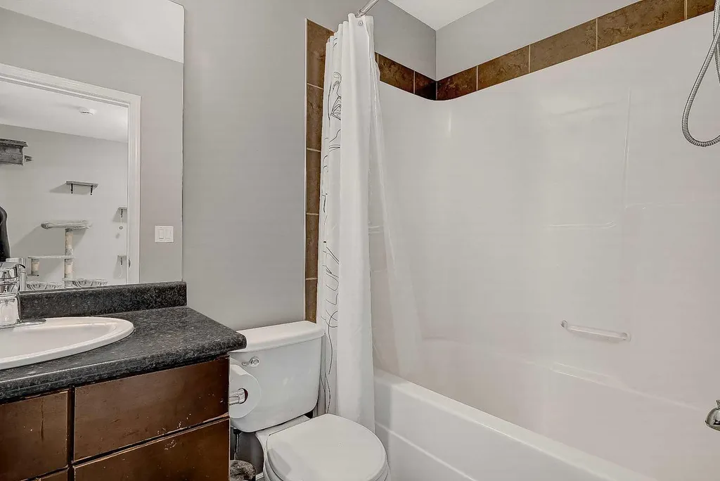 9105 91 Street Grande Prairie AB T8X 0E6
