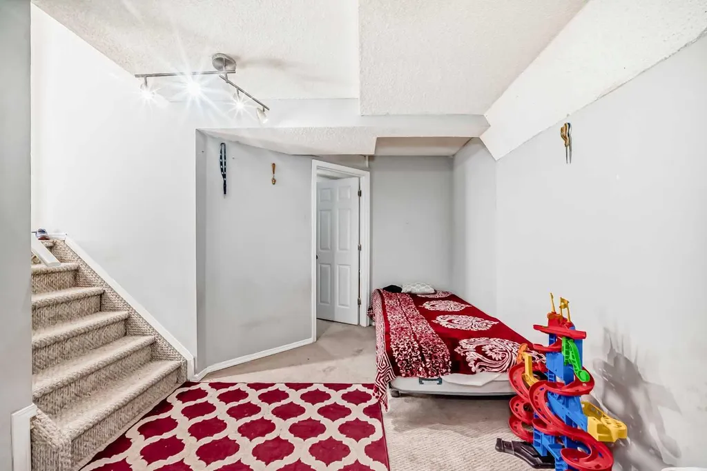 111 Martin Crossing Close NE Calgary AB T3J3S2