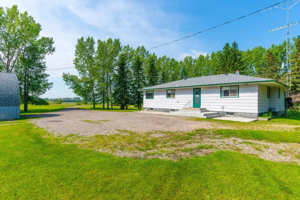 33141 Range Road 14 Rural Mountain View County AB T4H 4G5