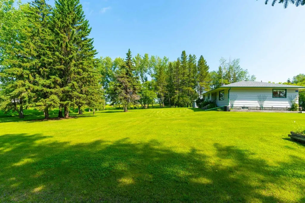 33141 Range Road 14 Rural Mountain View County AB T4H 4G5