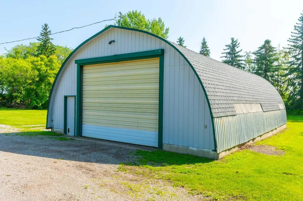 33141 Range Road 14 Rural Mountain View County AB T4H 4G5