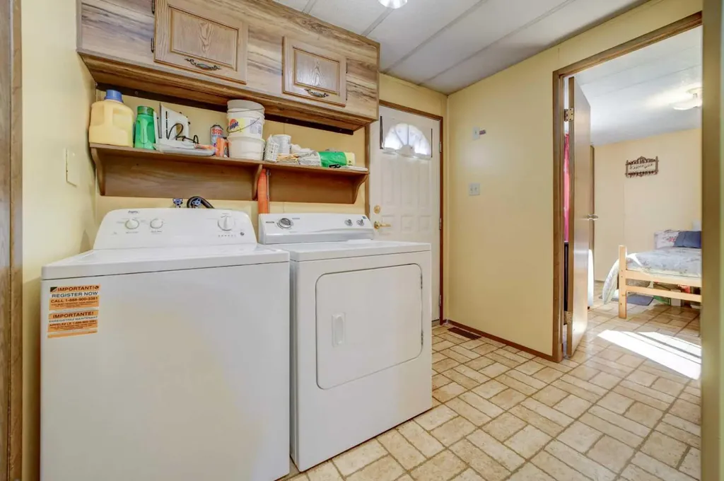 5670 16 Avenue Coleman AB T0K 0M0