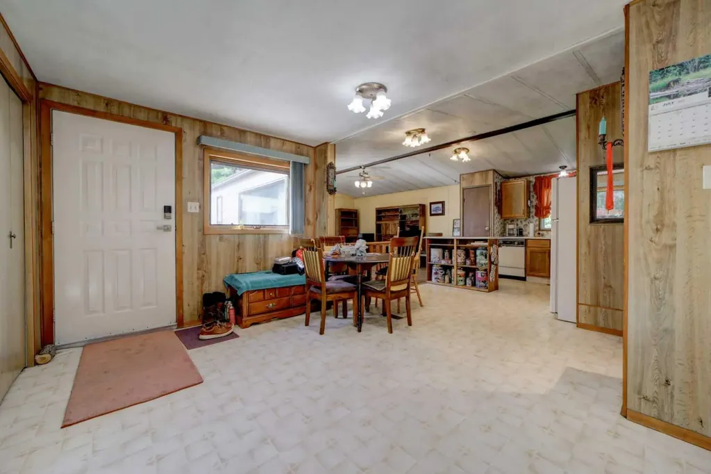 5670 16 Avenue Coleman AB T0K 0M0