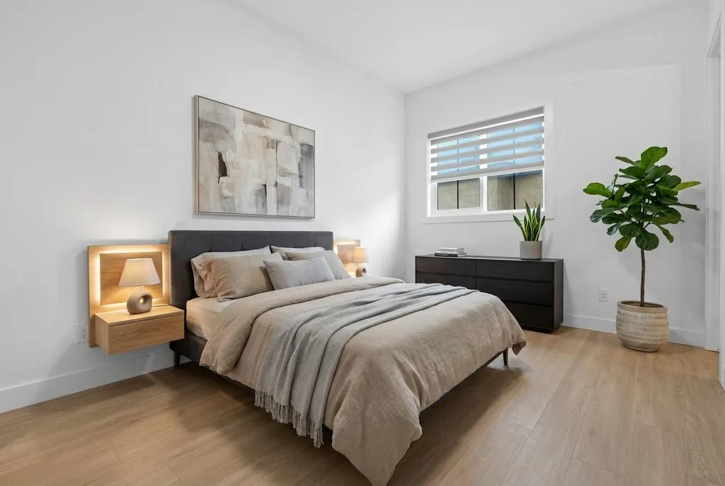 230 Royal Birch View NW Calgary AB T3G 5J8