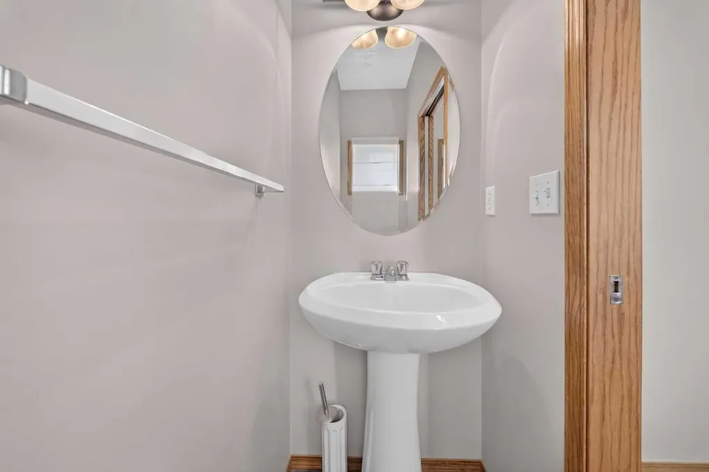 744 Luxstone Landing SW Airdrie AB T4B 3L1