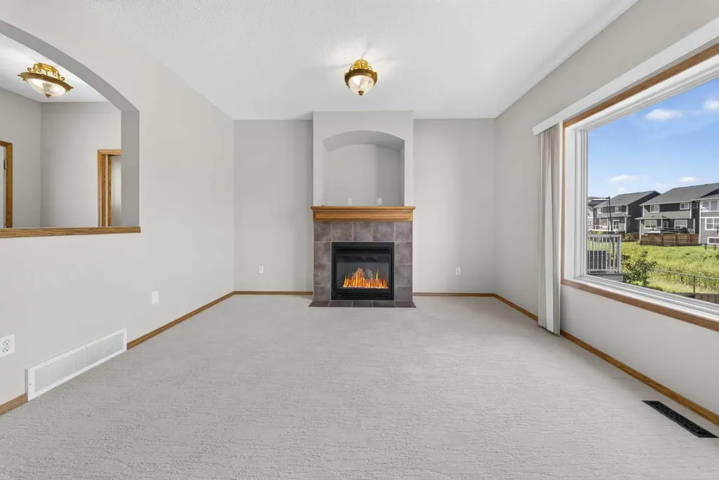 744 Luxstone Landing SW Airdrie AB T4B 3L1