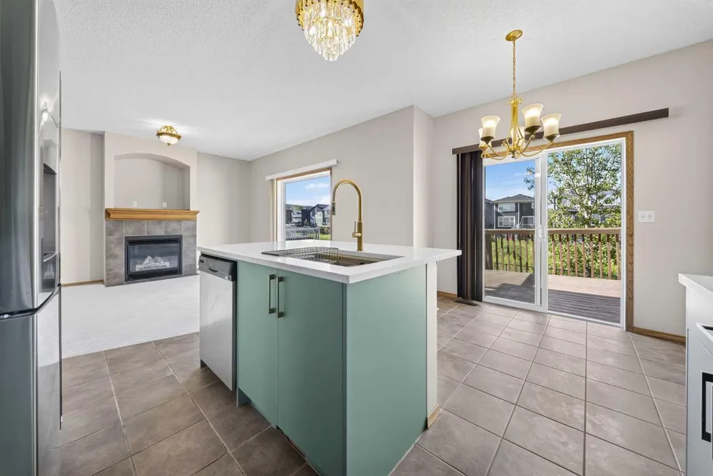 744 Luxstone Landing SW Airdrie AB T4B 3L1