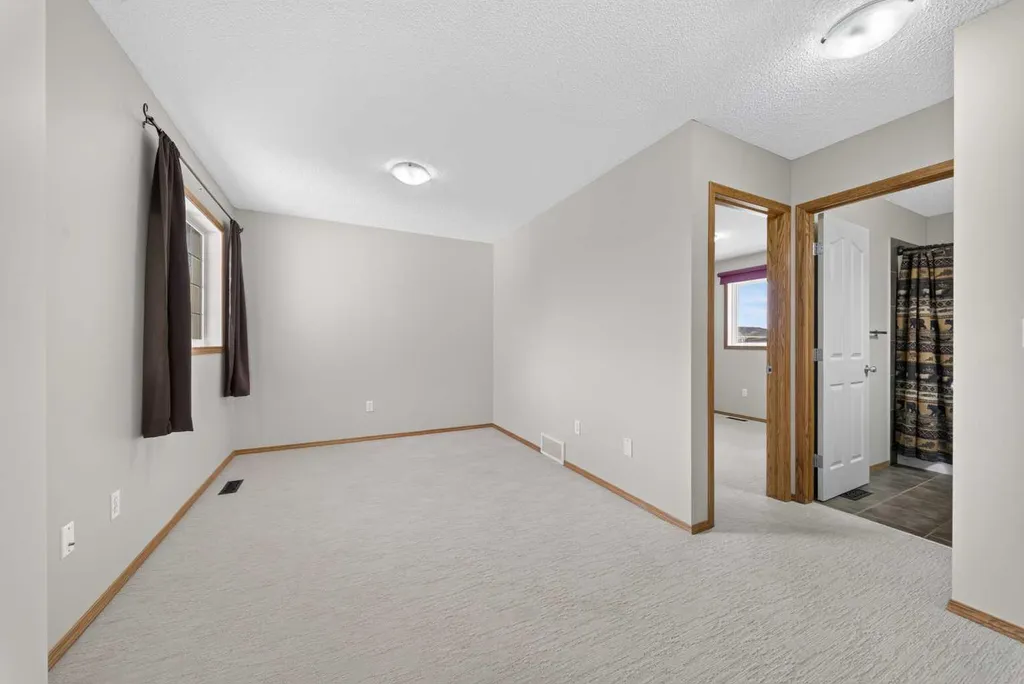 744 Luxstone Landing SW Airdrie AB T4B 3L1
