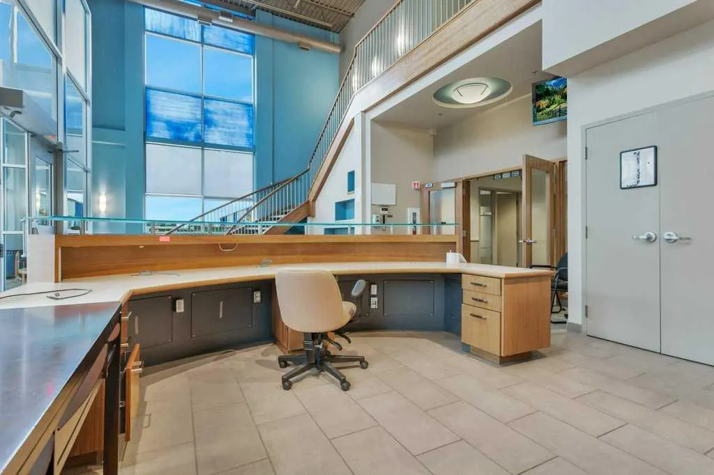 33 Schenk Industrial Road Sylvan Lake AB T4S 2J9