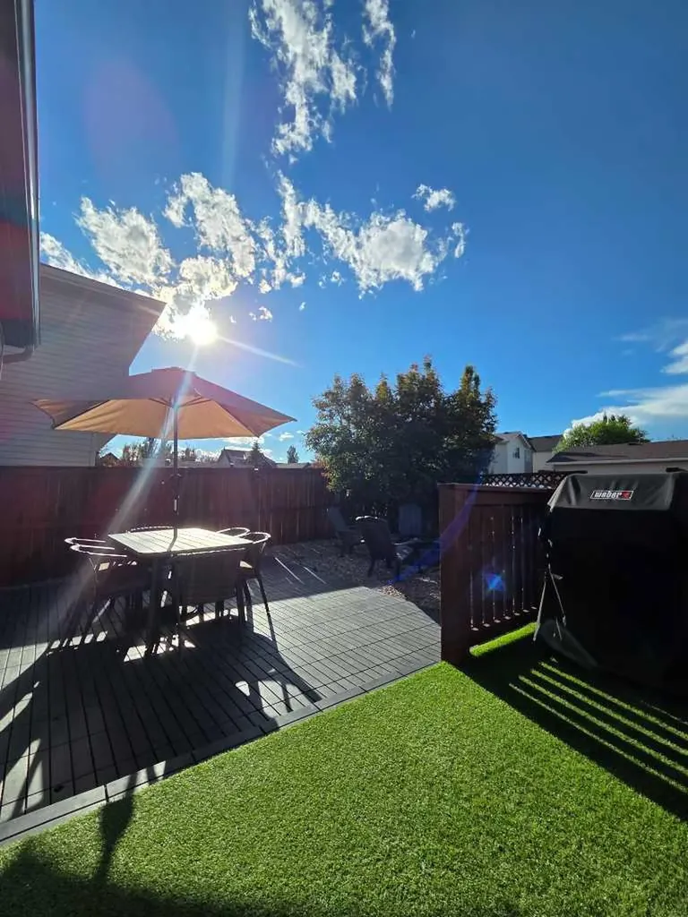 48 Covepark Place NE Calgary AB T3K 5Z8