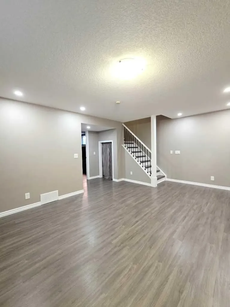 48 Covepark Place NE Calgary AB T3K 5Z8
