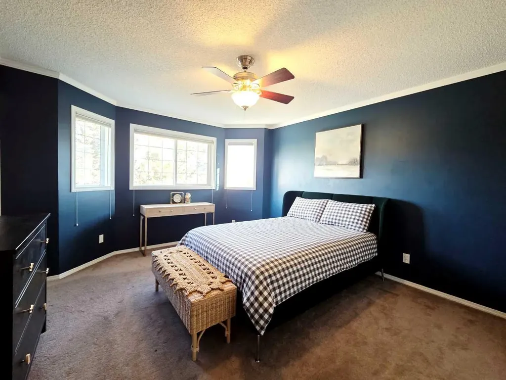 48 Covepark Place NE Calgary AB T3K 5Z8