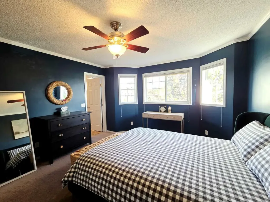 48 Covepark Place NE Calgary AB T3K 5Z8