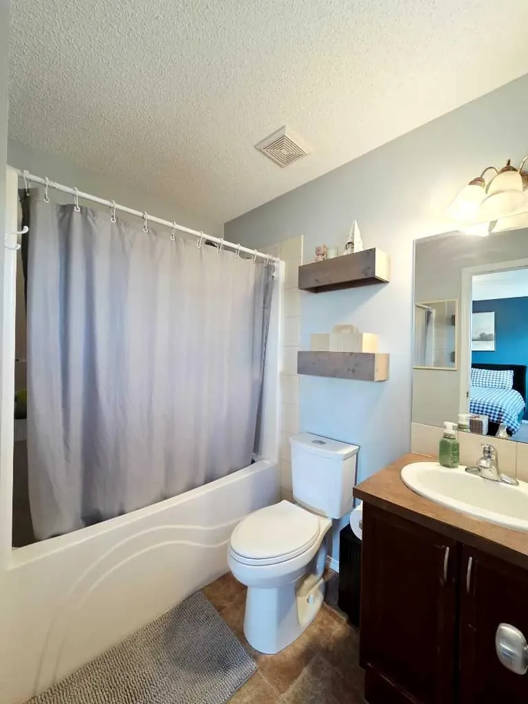 48 Covepark Place NE Calgary AB T3K 5Z8