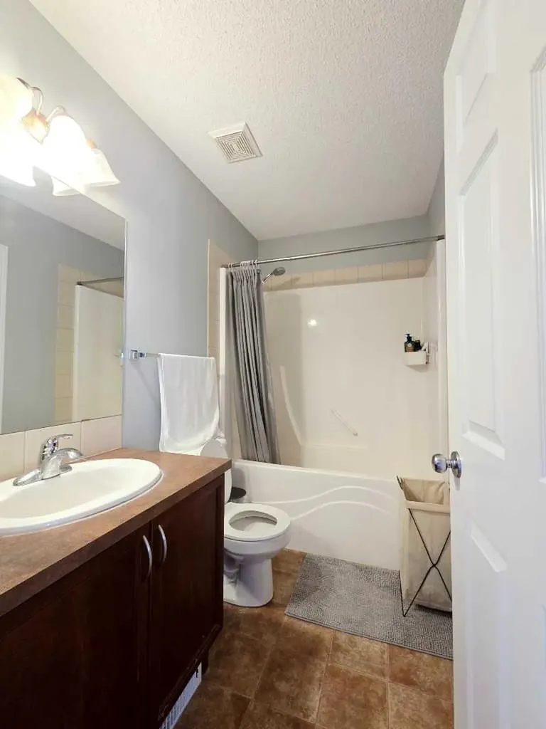 48 Covepark Place NE Calgary AB T3K 5Z8