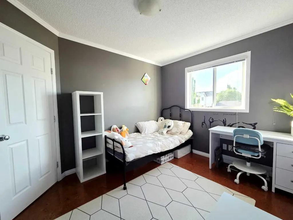 48 Covepark Place NE Calgary AB T3K 5Z8