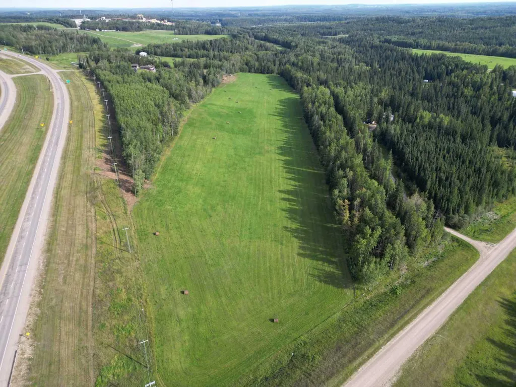 18321 Highway 16 E Rural Yellowhead County AB T7E 3B4